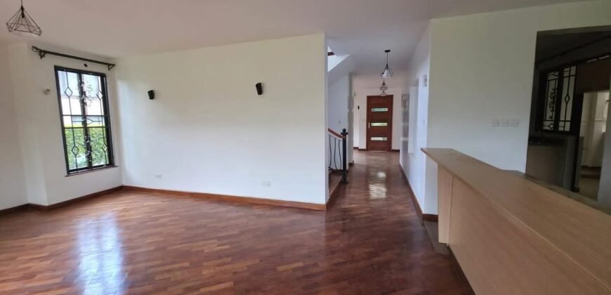 VILLA TO LET IN RIDGEWAYS