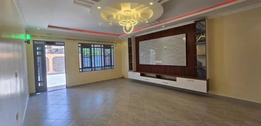 HOUSE FOR SALE IN RUIRU