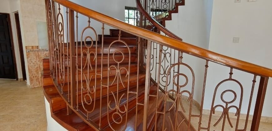 VILLA TO LET IN KAREN