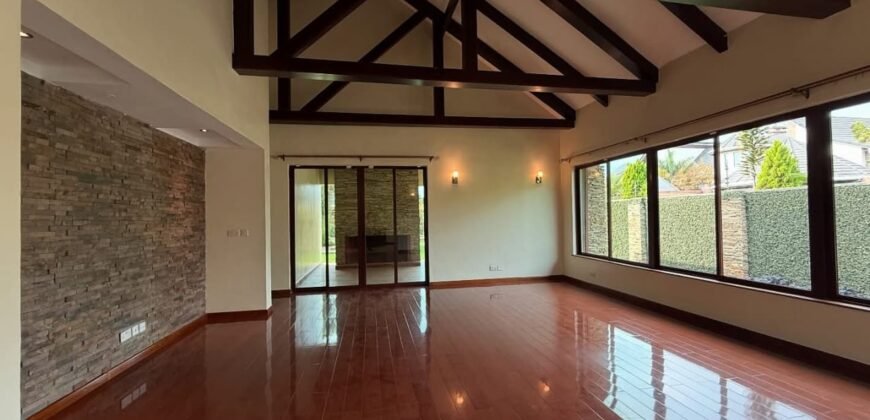 HOUSE TO LET IN KAREN