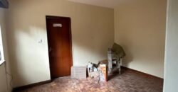 HOUSE TO LET IN LAVINGTON