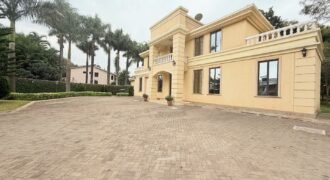 A HOME FOR SALE IN RUNDA,GIGIRI