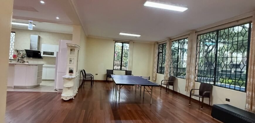 A HOME FOR SALE IN RUNDA,GIGIRI