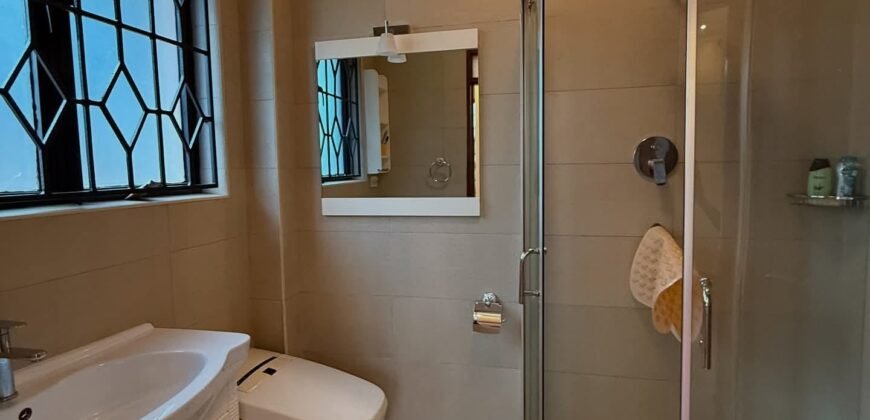 A HOME FOR SALE IN RUNDA,GIGIRI