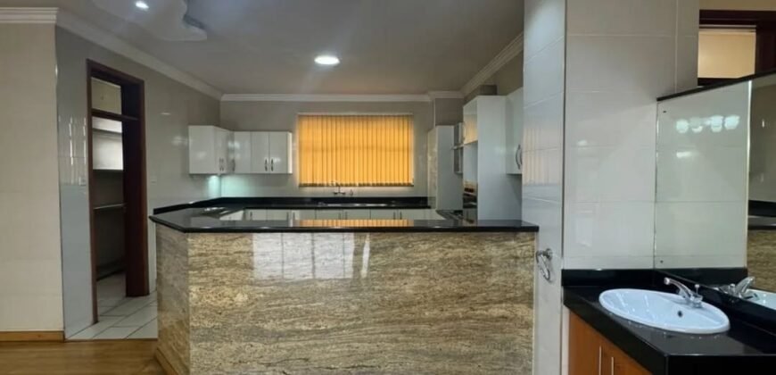 APARTMENT TO LET IN PARKLANDS