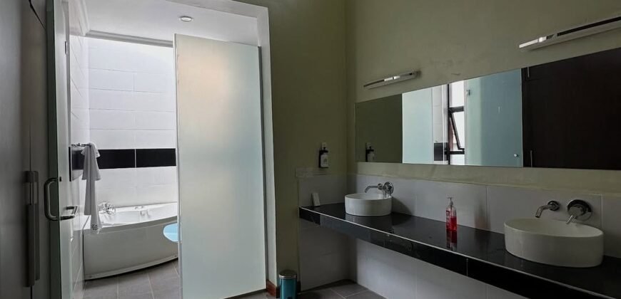TOWNHOUSE TO LET IN KAREN