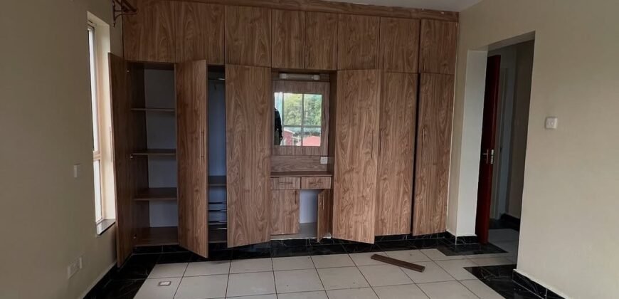 APARTMENT TO LET IN LAVINGTON