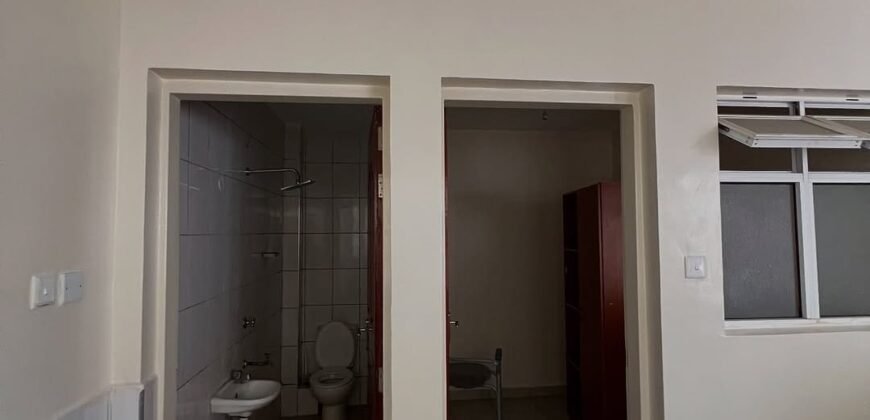 APARTMENT TO LET IN LAVINGTON