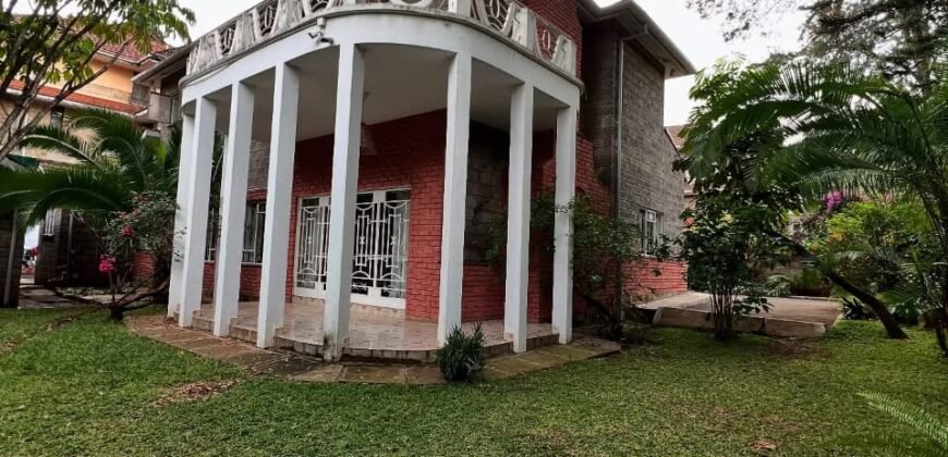 TOWNHOUSE TO LET IN LAVINGTON