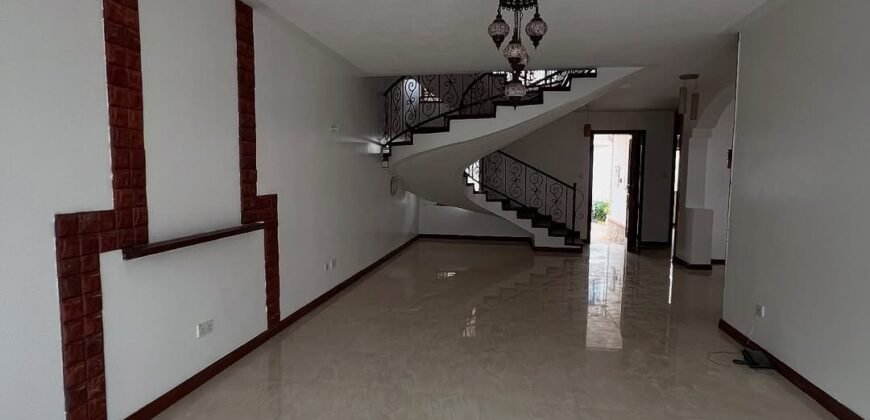 TOWNHOUSE TO LET IN WESTLANDS