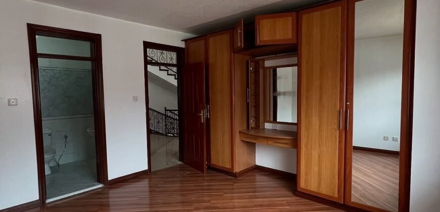 TOWNHOUSE TO LET IN WESTLANDS