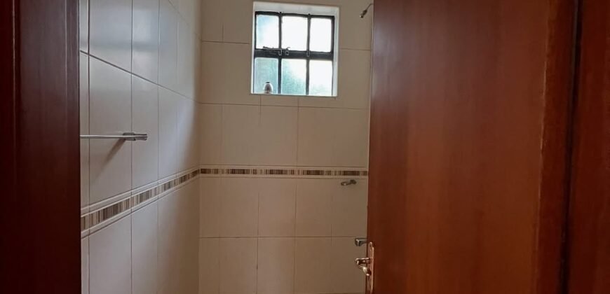 TOWNHOUSE TO LET IN LAVINGTON