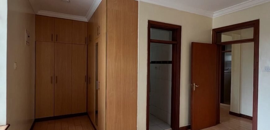 TOWNHOUSE TO LET IN LAVINGTON