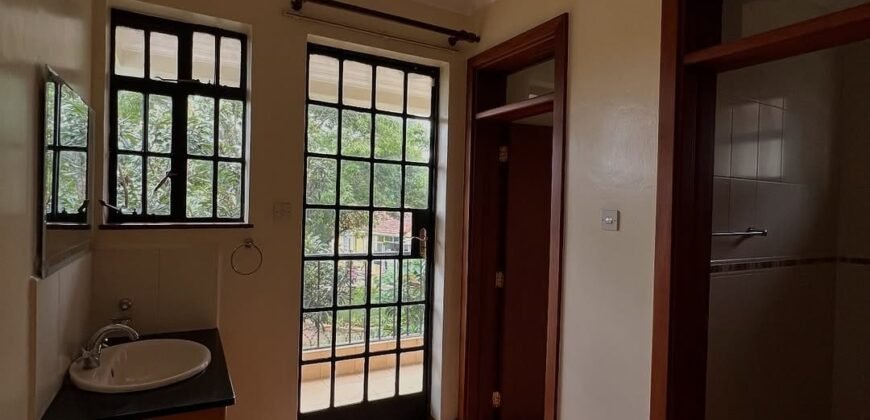 TOWNHOUSE TO LET IN LAVINGTON
