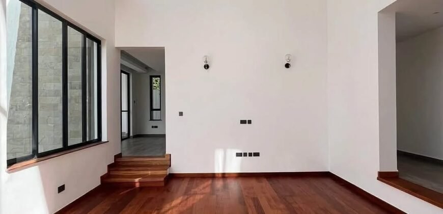 TOWNHOUSE FOR SALE IN LAVINGTON