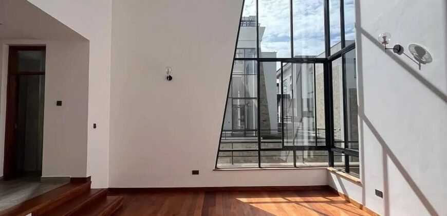 TOWNHOUSE FOR SALE IN LAVINGTON