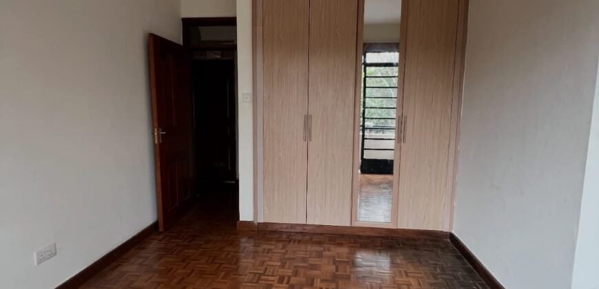 APARTMENT TO LET IN LAVINGTON