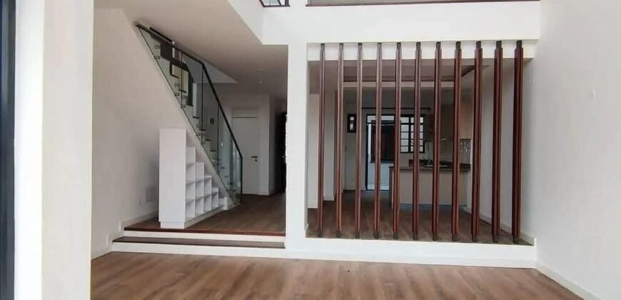 TOWNHOUSE FOR SALE IN LORESHO