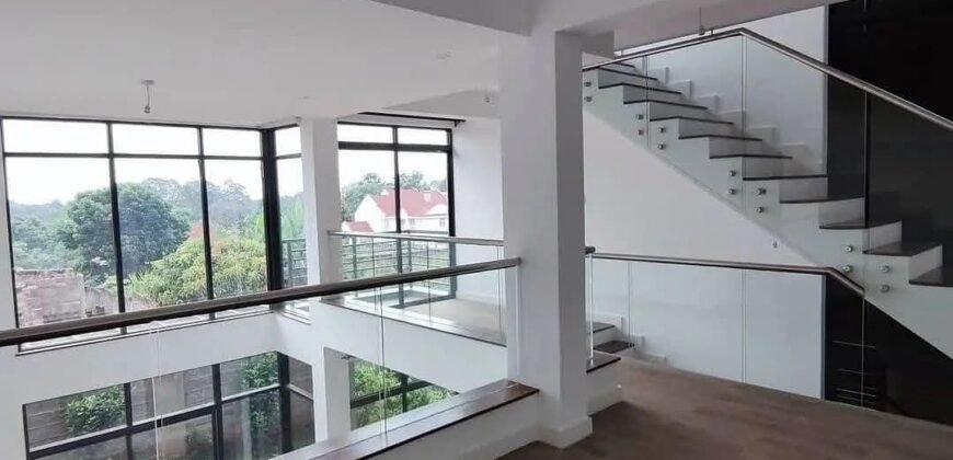 TOWNHOUSE FOR SALE IN LORESHO