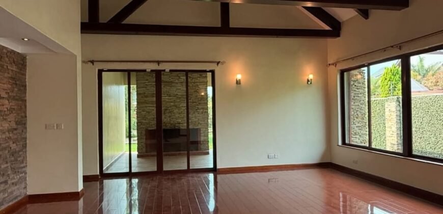 VILLA TO LET IN KAREN