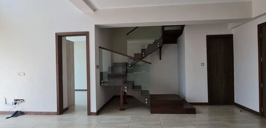 VILLA TO LET IN WESTLANDS