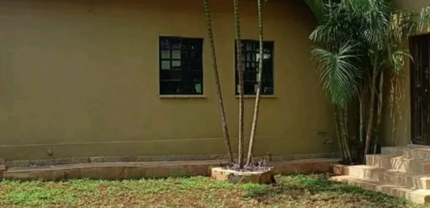 HOUSE TO LET TO LET IN RUNDA