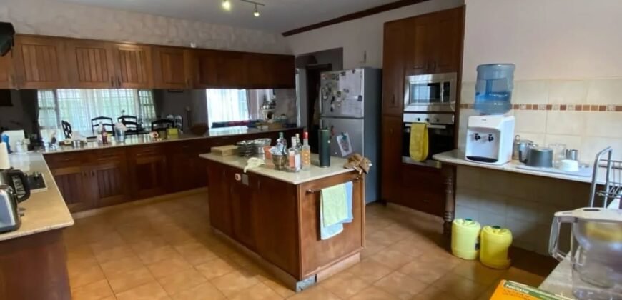 HOUSE TO LET IN PEPONI ROAD