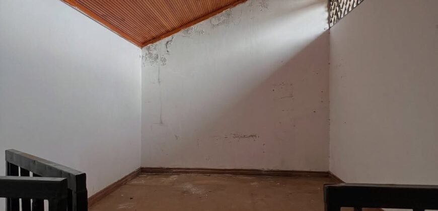 TOWNHOUSE TO LET IN LAVINGTON