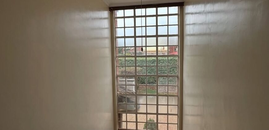HOUSE FOR SALE IN RUNDA