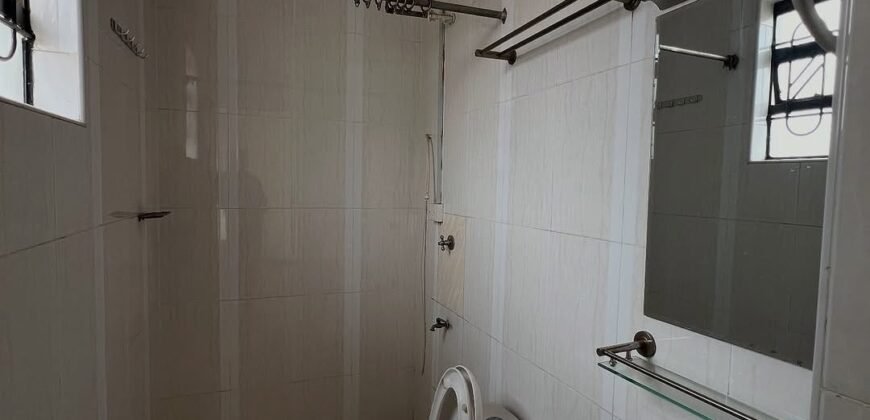 APARTMENT TO LET IN LAVINGTON