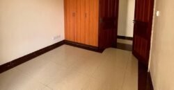 APARTMENT TO LET IN LAVINGTON