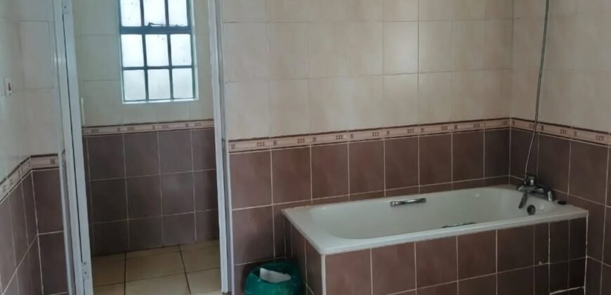 HOUSE TO LET IN RUNDA