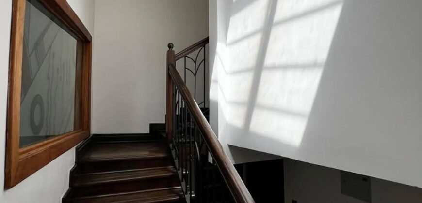 HOUSE TO  LET IN LORESHO