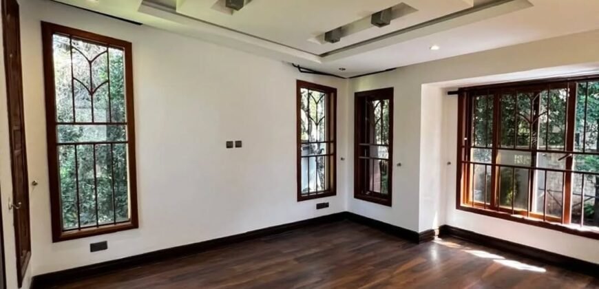 HOUSE TO  LET IN LORESHO