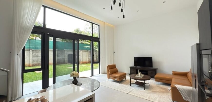 HOUSE TO LET IN LAVINGTON