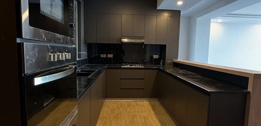 APARTMENT FOR SALE IN WESTLANDS