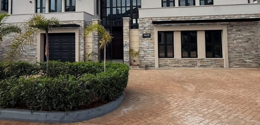 VILLA TO LET IN RUNDA