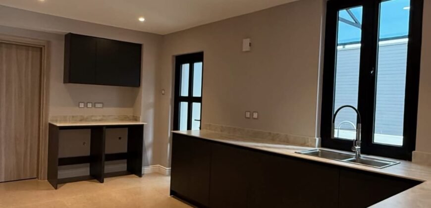 VILLA TO LET IN RUNDA