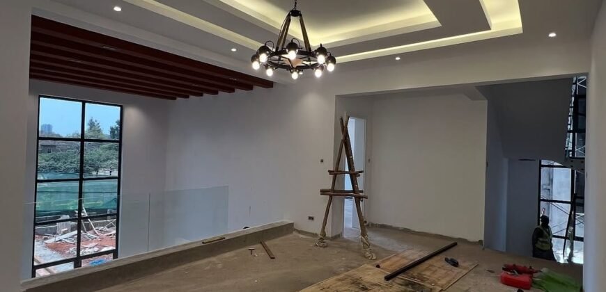 TOWNHOUSE FOR SALE IN LAVINGTON