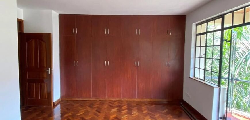 APARTMENT TO LET IN LAVINGTON