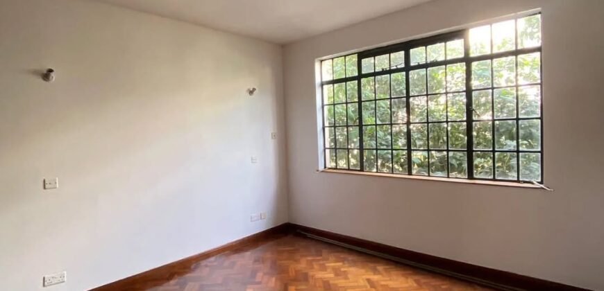 APARTMENT TO LET IN LAVINGTON