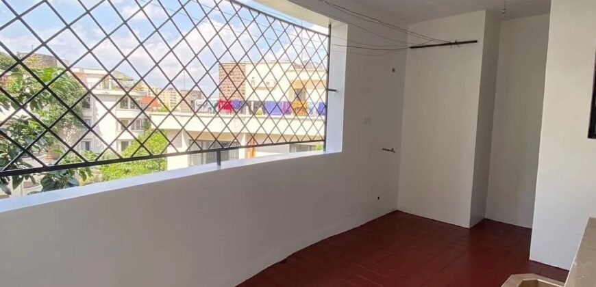 APARTMENT TO LET IN LAVINGTON