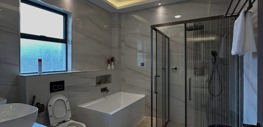 APARTMENT FOR SALE IN PARKLANDS