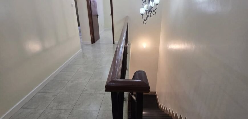 HOME FOR SALE IN MOMBASA RD