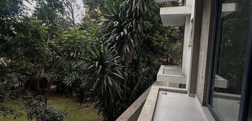 APARTMENT FOR SALE IN WESTLANDS