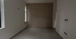 APARTMENT FOR SALE IN WESTLANDS