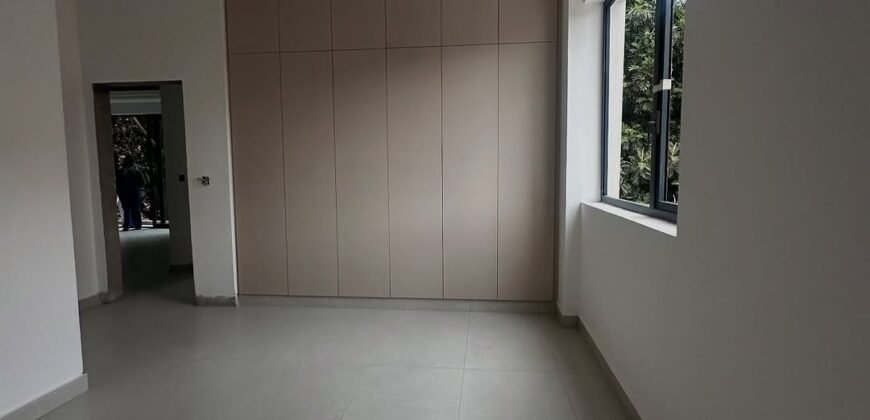 APARTMENT FOR SALE IN WESTLANDS