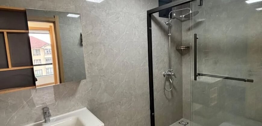 APARTMENT TO LET IN LAVINGTON