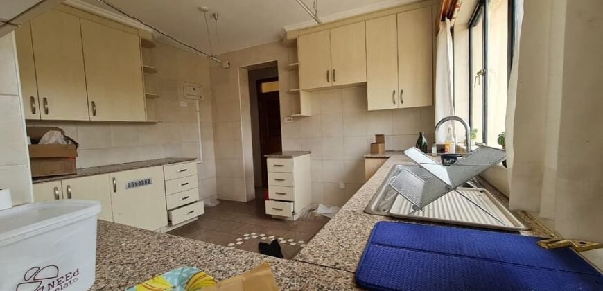 APARTMENT TO LET IN LAVINGTON