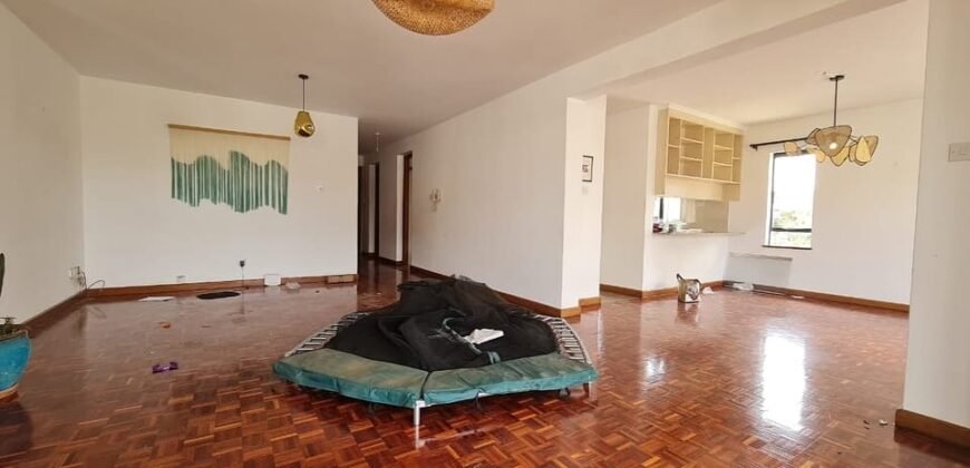 APARTMENT TO LET IN LAVINGTON
